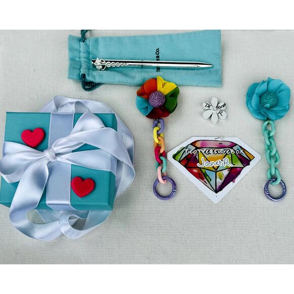 Beautiful🥰 Tiffany & Co Caduceus Clip Retractable Ballpoint Pen in Silver - Picture 9 of 9